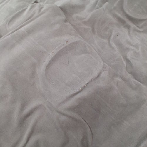 LEWONDR AIR MATTRESS WITH BUILT IN PUMP- 18" TWIN-GREY/BLACK-(MODEL:‎P723314210896) image 4