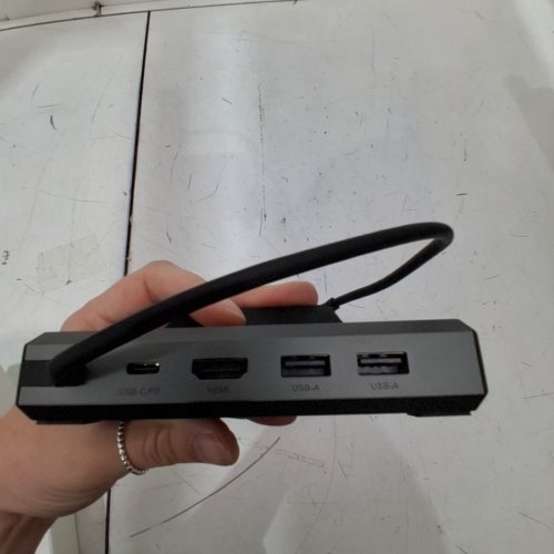 JSAUX USB-C 5-IN-1 MULTIFUNCTION ADAPTER - BLACK AND GRAY image 4