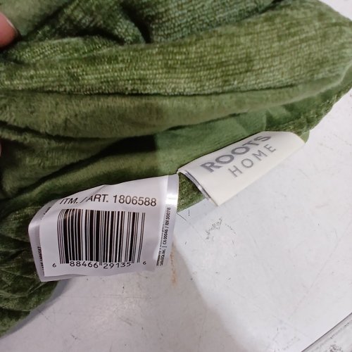 ROOTS HOME BLANKET - KING - GREEN (ITEM: 1806588) image 2