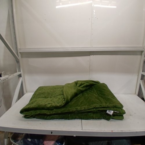 ROOTS HOME BLANKET - KING - GREEN (ITEM: 1806588) image 3