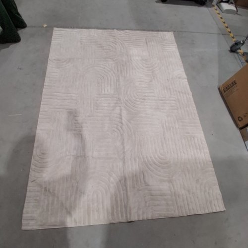 TEXTURED GEOMETRIC RUG - 5FT X 7FT - IVORY image 2