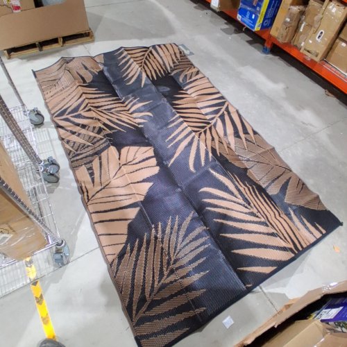 OUTDOOR/INDOOR REVERSIBLE STRAW AREA RUG - 6FT X 9.3FT - BLACK/BROWN image 2