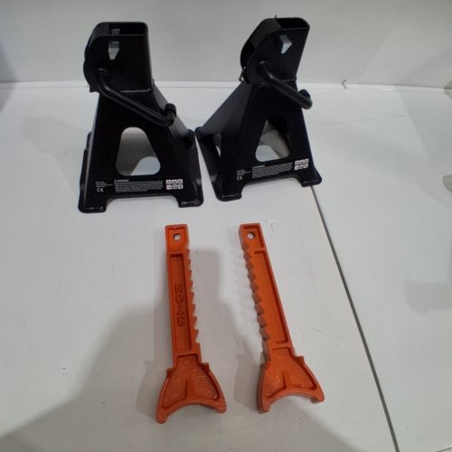 4PC VEVOR JACK STANDS - 3 TONS - BLACK (MODEL: HM3141C) image 3