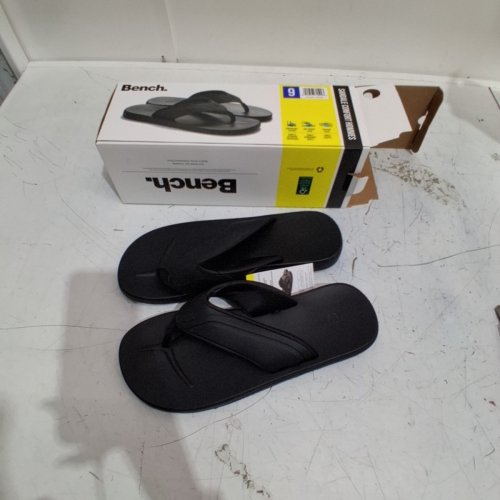 MEN'S BENCH COMFORT FLIP FLOPS - SIZE 9 - BLACK (STYLE : 1872039) image 2