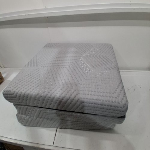 MILLY TRI-FOLD MEMORY FOAM MATTRESS - SINGLE ( 75" X 25"X4") - GREY image 2
