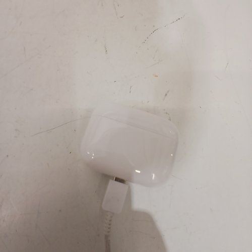 REPLACEMENT CHARGING CASE FOR AIRPOD PRO 3 EAR BUDS - WHITE - (MODEL: Y039-C) image 2
