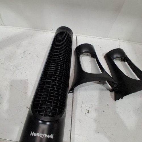 HONEYWELL QUIETSET 5 SPEED TOWER FAN - 40" - 120V - BLACK (MODEL: HYF260BCV1) image 4