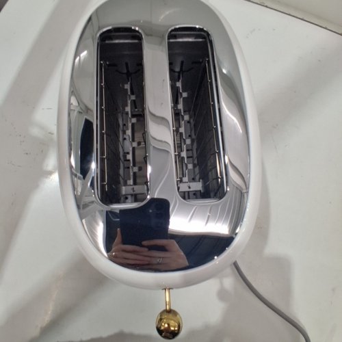 SMEG HONEYCOMB 2-SLICE TOASTER - 120 V, 980W - WHITE (MODEL: TSF01WSUS) image 6