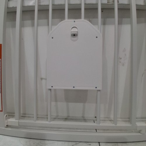 BABELIO SAFETY GATE WITH ADJUSTABLE SMALL PET DOOR - 29"-43" X 30" - WHITE image 3