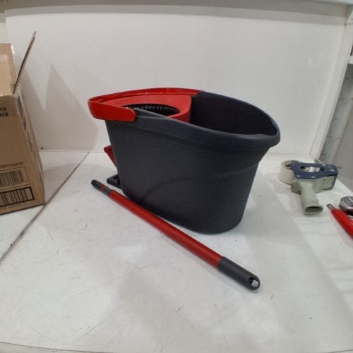 VILEDA EASYWRING SPIN MOP & BUCKET SYSTEM image 2