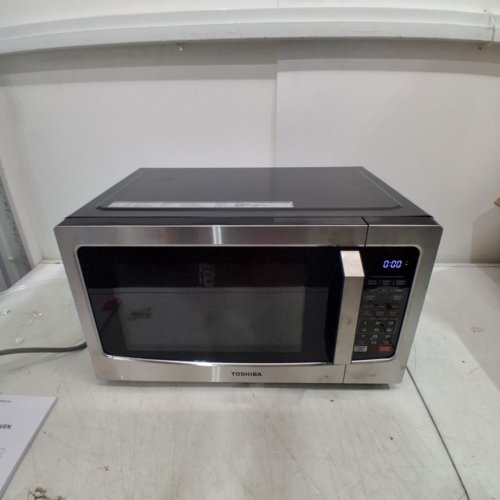 TOSHIBA COMPACT COUNTERTOP MICROWAVE OVEN - 1.2CU.FT - 1500W - STAINLESS STEEL (MODEL: ML-EM31P(SS)/CA) image 3