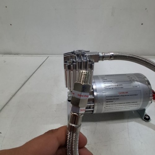 PORTABLE AIR COMPRESSOR -20 AMP, 150 PSI, 1.9 CFM - SILVER - (MODEL: C301) image 3
