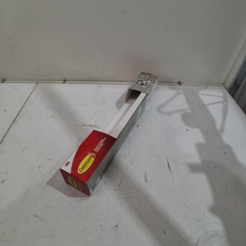 3M COMMAND PICTURE LEDGE, HOLDS 5LBS , DECORATIVE SHELF, 21X3", WHITE (MODEL: HOM21Q-EF) image 2