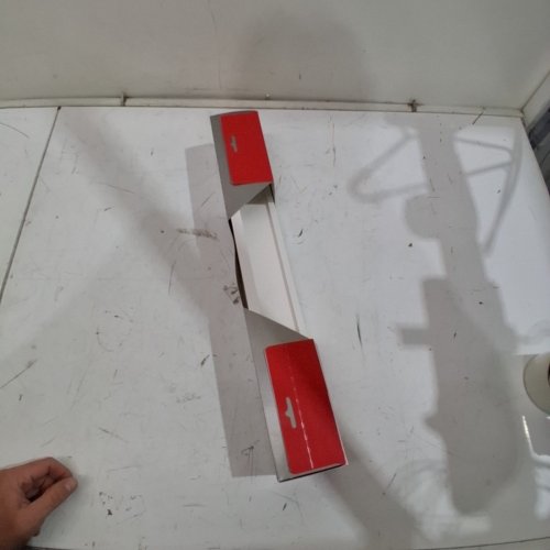 3M COMMAND PICTURE LEDGE, HOLDS 5LBS , DECORATIVE SHELF, 21X3", WHITE (MODEL: HOM21Q-EF) image 3