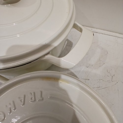 2PC TRAMONTINA ENAMELED CAST IRON ROUND DUTCH OVEN - 4QT / 6QT - OFF WHITE (MODEL: 1829021) image 3