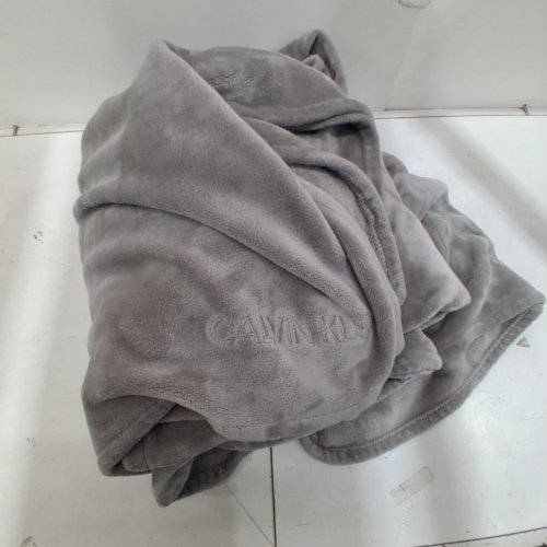 CALVIN KLEIN PLUSH FLEECE BLANKET - 92" × 98" - GREY - (MODEL: 7053557) image 2