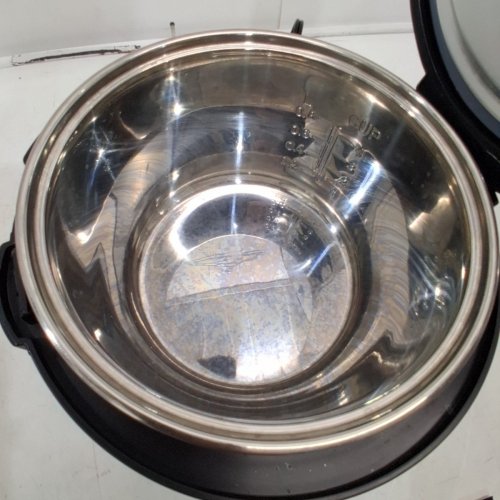 AROMA RICE & GRAIN 8 CUP MULTICOOKER - 120 V- STAINLESS STEEL / BLACK (MODEL: ARC-914SBD) image 5