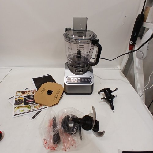 NINJA PROFESSIONAL 2.1-LITRE FOOD PROCESSOR - SILVER/BLACK - (BN600C) image 3