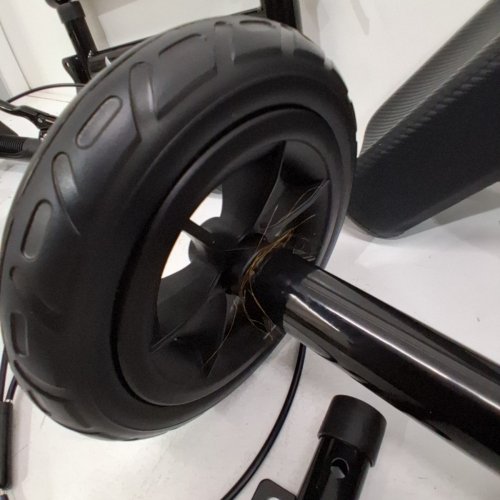 WHLICKS STEERABLE 4-WHEEL KNEE RELIEF SCOOTER - 300LBS MAX - BLACK (ITEM: KS03) image 5
