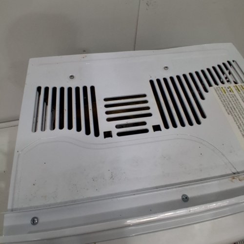 GE APPLIANCES ELECTRONIC WINDOW AIR CONDITIONER - 5,000 BTU - 150SQ.FT - WHITE (MODEL: AWAS05BWFC) image 6