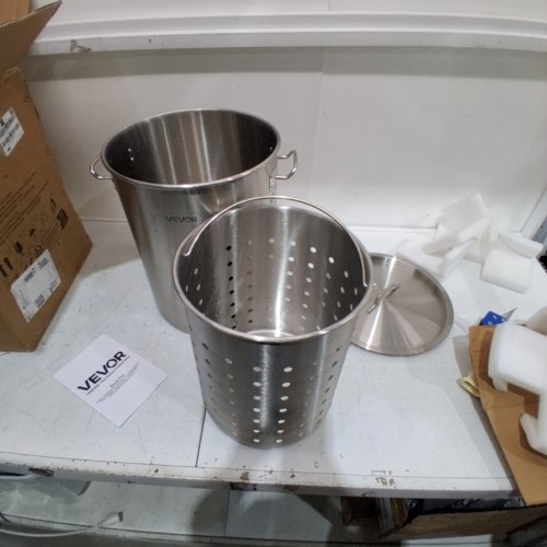 VEVOR STAINLESS STEEL COMMERCIAL STOCKPOT WITH STRAINER - 36QT - SILVER- (MODEL: SP36QT324206S) image 2