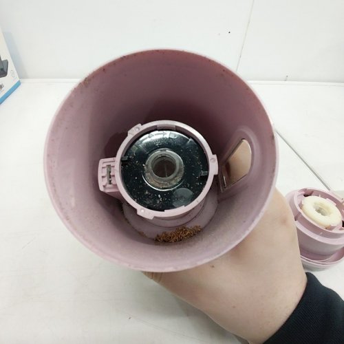DELI FULLY AUTOMATIC ELECTRIC PENCIL SHARPENER - 12MM - PINK image 2