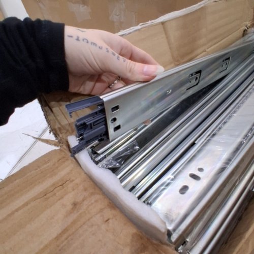10PC HEAVY DUTY, FULL EXTENSION, SIDE MOUNTED NOISELESS SOFT-CLOSE DRAWER SLIDES - 20" - 100LB CAPACITY - SILVER (MODEL: 4605S2.500-10) image 5