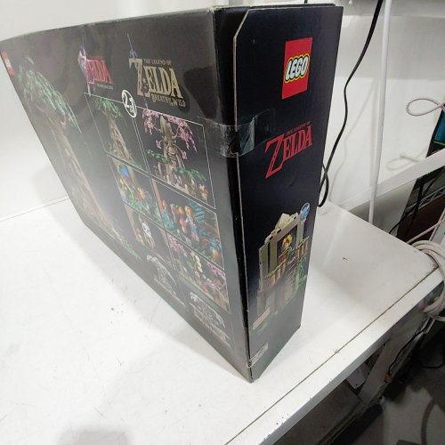2500PC LEGO 2-IN-1 THE LEGEND OF ZELDA GREAT DEKU TREE (MODEL:77092) image 4
