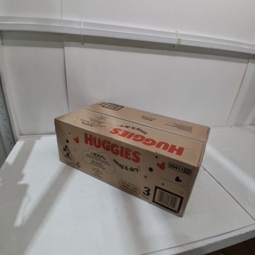 210PK HUGGIES SNUG AND DRY DIAPERS - SIZE 3 - WHITE image 4