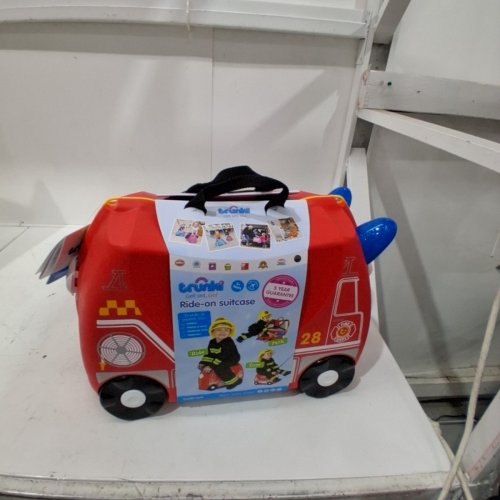 TRUNKI THE ORIGINAL RIDE-ON FRANK SUITCASE -110LBS MAX - FIRE TRUCK RED - (MODEL: 0254-GB01) image 2