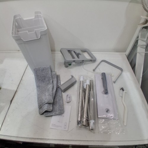 FLAT MOP AND BUCKET SET WITH AUTO PUMP - WHITE/GREY image 2