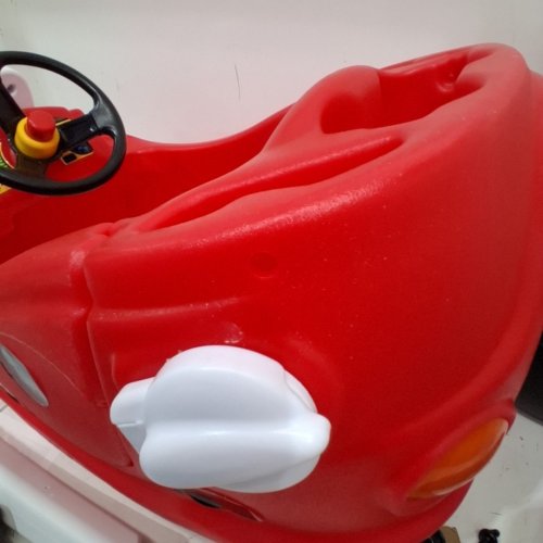 LITTLE TIKES LADYBUG COZY COUPE RIDE-ON CAR - LARGE - RED/BLACK (MODEL: 173059MX1) image 3
