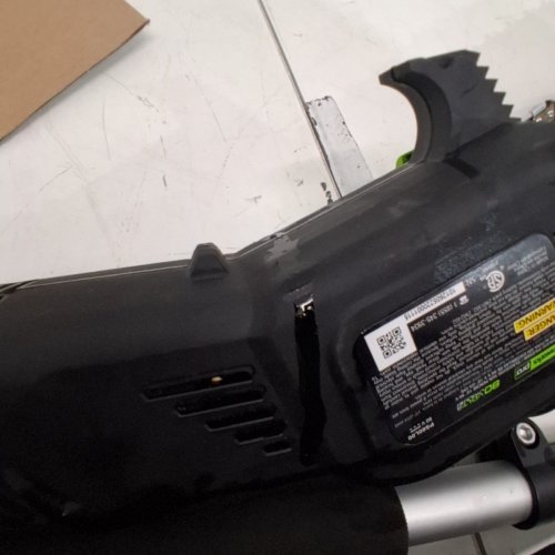 GREENWORKS PRO CORDLESS ADJUSTABLE POLESAW WITH CARRY STRAP - BATTERY & CHARGER NOT INCLUDED - 80V - 10" BLADE - 9FT-14FT - GREEN/BLACK - (MODEL: PS80L000) image 4