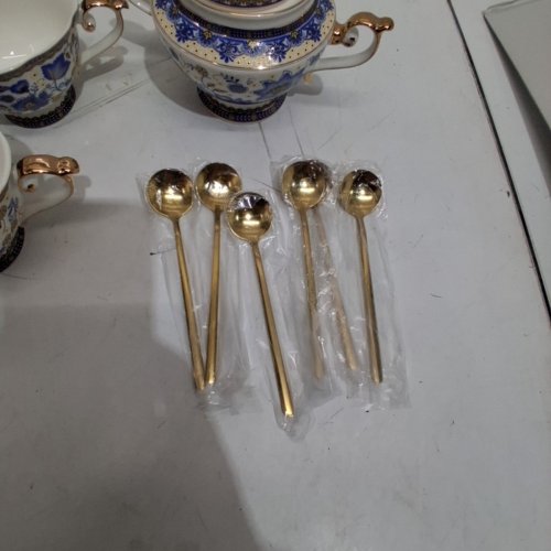 21PC ACMLIFE BONE CHINA FLORAL TEA SET WITH TEAPOT, CUPS, SAUCER, CREAMER, SUGAR BOWL AND SPOONS - BLUE, WHITE AND GOLD image 3