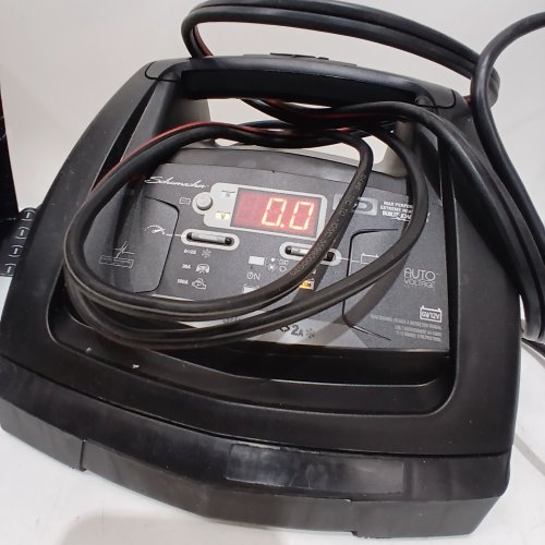 SCHUMACHER BATTERY CHARGER ENGINE STARTER AND ADVANCED DIAGNOSTIC TESTING - 2/12/30/100A 6V/12V (MODEL: SC1308) image 2