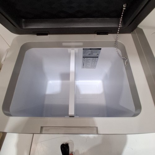 EUHOMY PORTABLE APP CONTROLLED COMPRESSOR ELECTRIC COOLER/REFERIGERATOR - 23L - BLACK/GREY (MODEL: CF008-23BL-CAEH) image 3