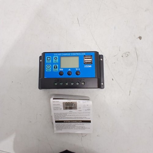 SOLAR CHARGE CONTROLLER - 12V/24V - BLUE image 2