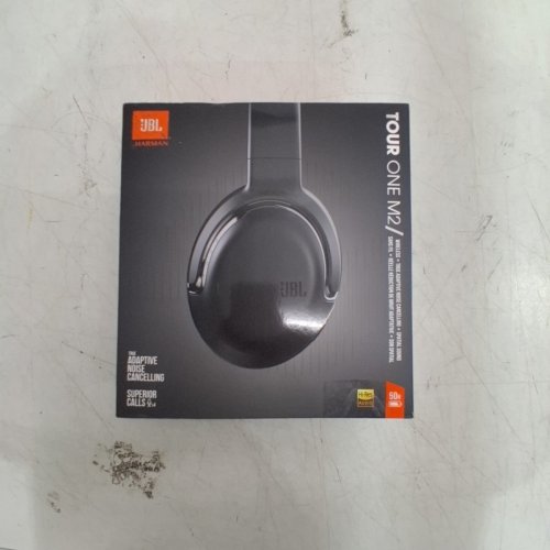 JBL TOUR ONE M2 WIRELESS BLUETOOTH OVER-EAR NOISE CANCELLING HEADPHONES - UP TO 50 HOURS OF PLAYTIME - BLACK (MODEL: TOUR ONE M2) image 9