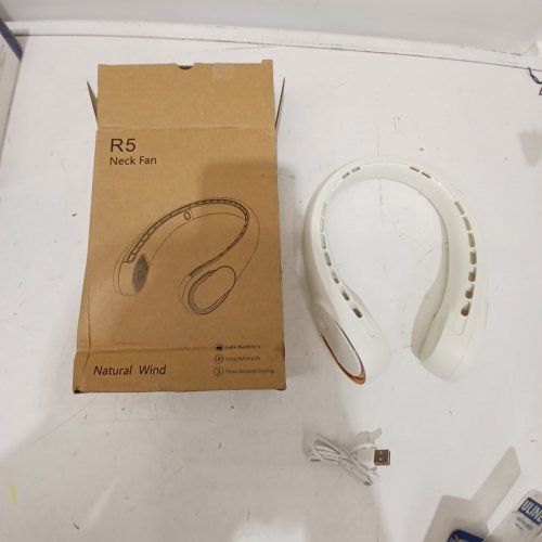PORTABLE BLADELESS RECHARGEABLE R5 NECK FAN - WHITE image 3