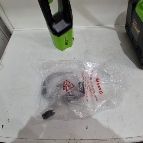 GREENWORKS **TOOL ONLY** PRO BRUSHLESS CORDLESS MOTOR SNOW SHOVEL- 80 V MAX POWER - 12" - GREEN (MODEL: GLSS80000/2601202) image 3