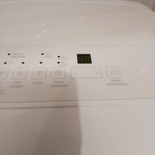 MIDEA ENERGY STAR CERTIFIED DEHUMIDIFIER WITH REUSABLE AIR FILTER AND APP CONTROL - 4500 SQ.FT - 23.6L - WHITE (MODEL: MAD50C1AWS-A) image 2