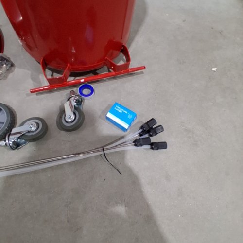 VEVOR UPRIGHT OIL DRAIN TANK - 21 GAL / 79.5 L - RED (MODEL: FF-6294) image 5