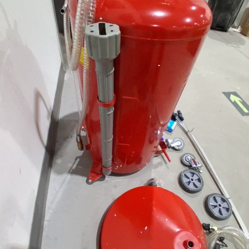 VEVOR UPRIGHT OIL DRAIN TANK - 21 GAL / 79.5 L - RED (MODEL: FF-6294) image 7