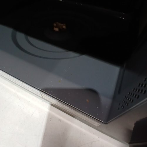 PANASONIC COMPACT HIGH POWER DIGITAL MICROWAVE OVEN - 0.9CU.FT - BLACK (MODEL: NN-SG448S) image 4