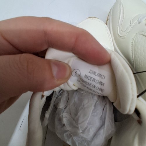 WOMEN'S MEXX CASUAL SNEAKER SHOES - SIZE 6 - WHITE/GOLD image 3
