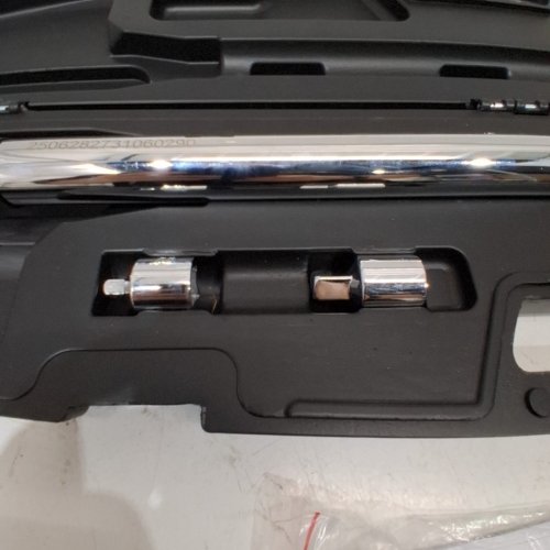VEVOR DIGITAL TORQUE WRENCH SET WITH CARRY CASE- 1/2" DRIVE- 25- 250FT/LBS -34-340N.M- +2% ACCURACY- ORANGE/BLACK (MODEL: HG120340) image 4