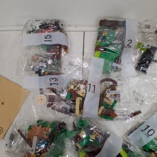 2017PC THE LORD OF THE RINGS: THE SHIRE LEGO SET (MODEL:10354) image 5