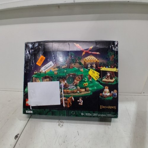 2017PC THE LORD OF THE RINGS: THE SHIRE LEGO SET (MODEL:10354) image 7