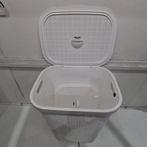 MIND READER SLIM LAUNDRY HAMPER- 60L- WHITE- (MODEL:‎60FABHAMP-WHT) image 3
