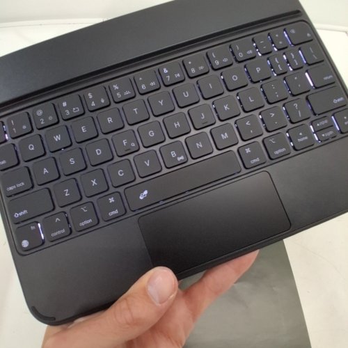 DEXNOR BLUETOOTH KEYBOARD CASE FOR IPAD PRO 11, IPAD AIR 11" - MAGNETIC, BACKLIT - BLACK (MODEL: DK015) image 2